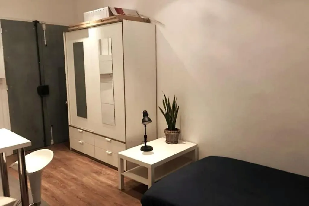 Functional Apartment, Belleville, Paris 11